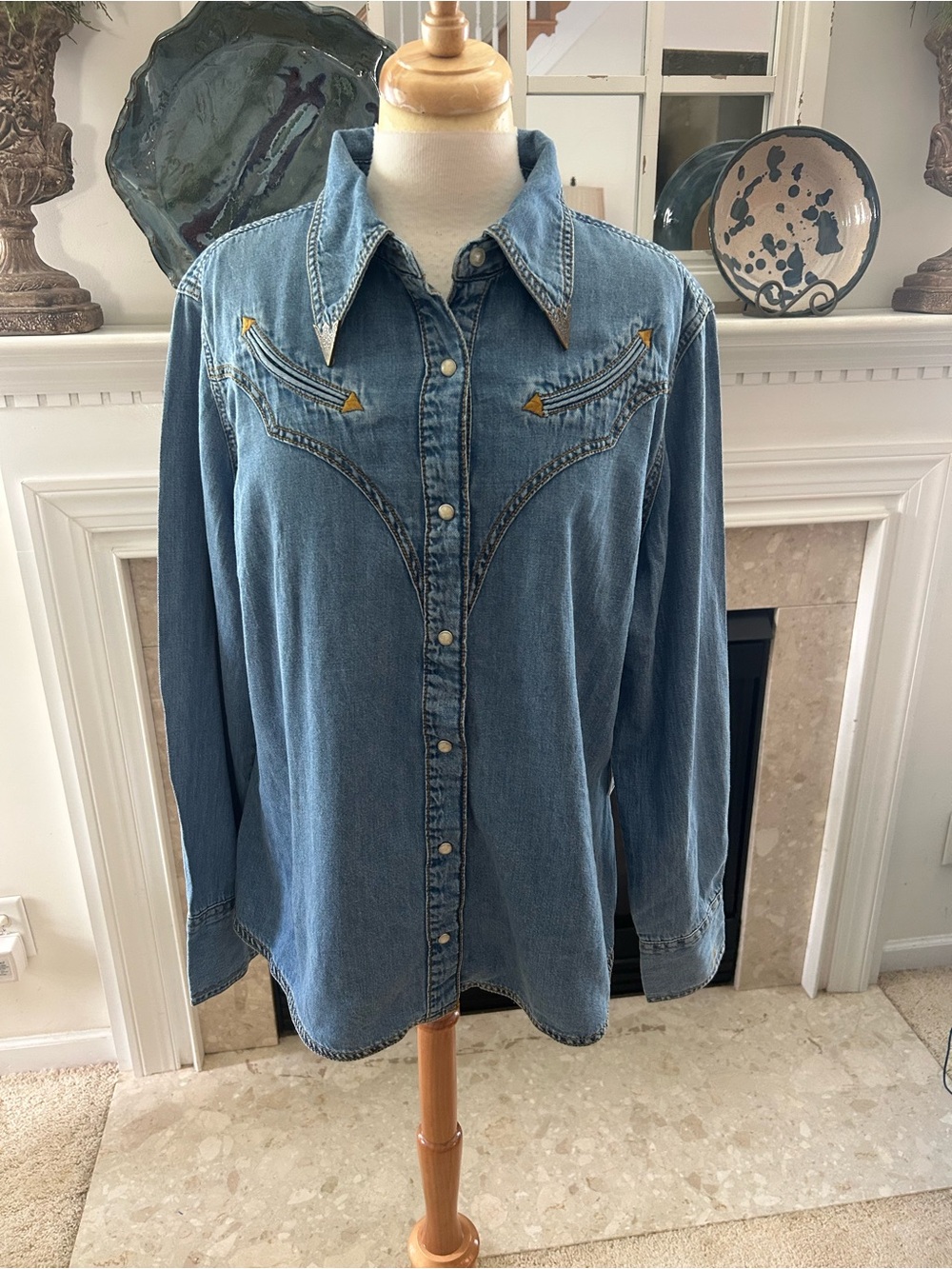 Wrangler X Lainey Light Blue Denim Western Snap-Front Shirt - Picture 2 of 13